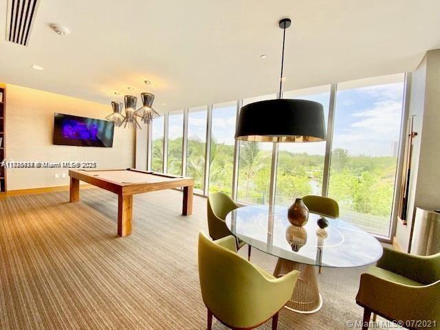 THE HARBOUR NORTH CONDO - Residential