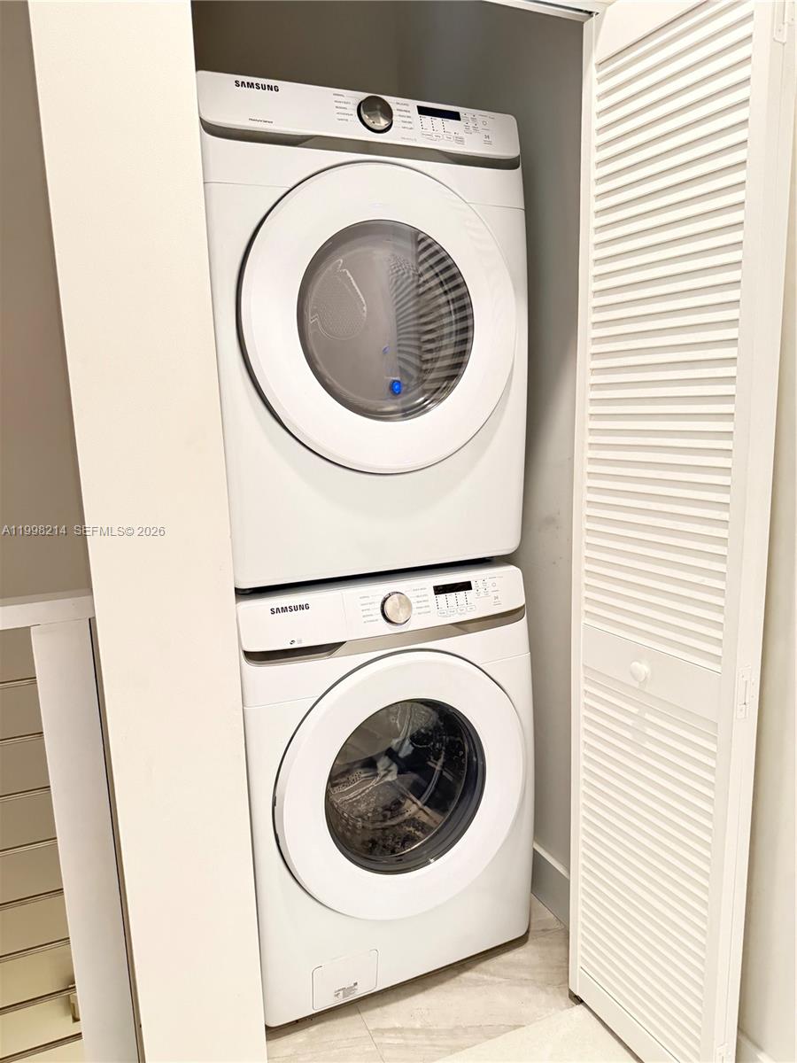 PLANTATION BUSINESS PARK - Residential Lease