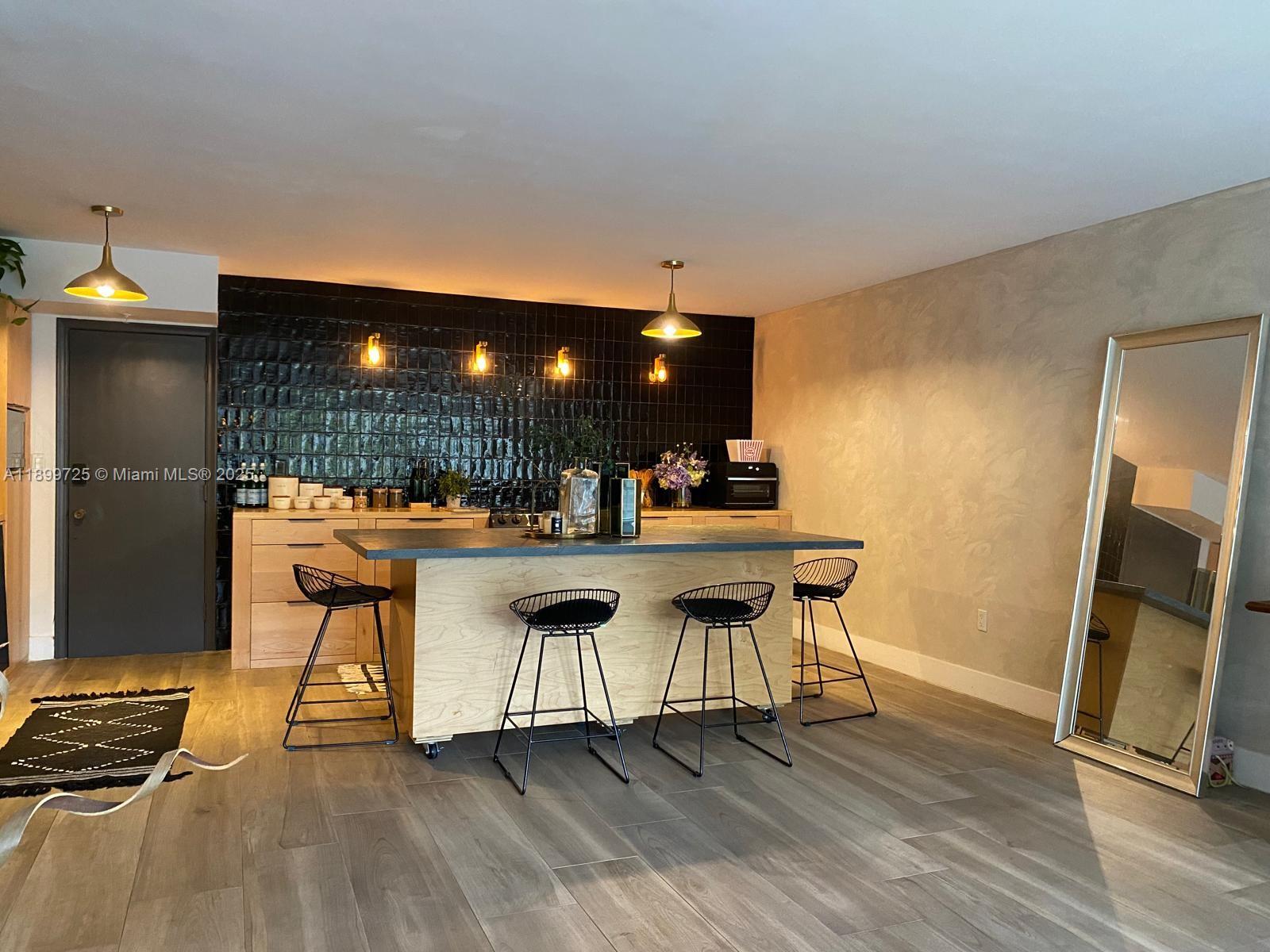 GALEN BREAKERS CONDOMINIU - Residential