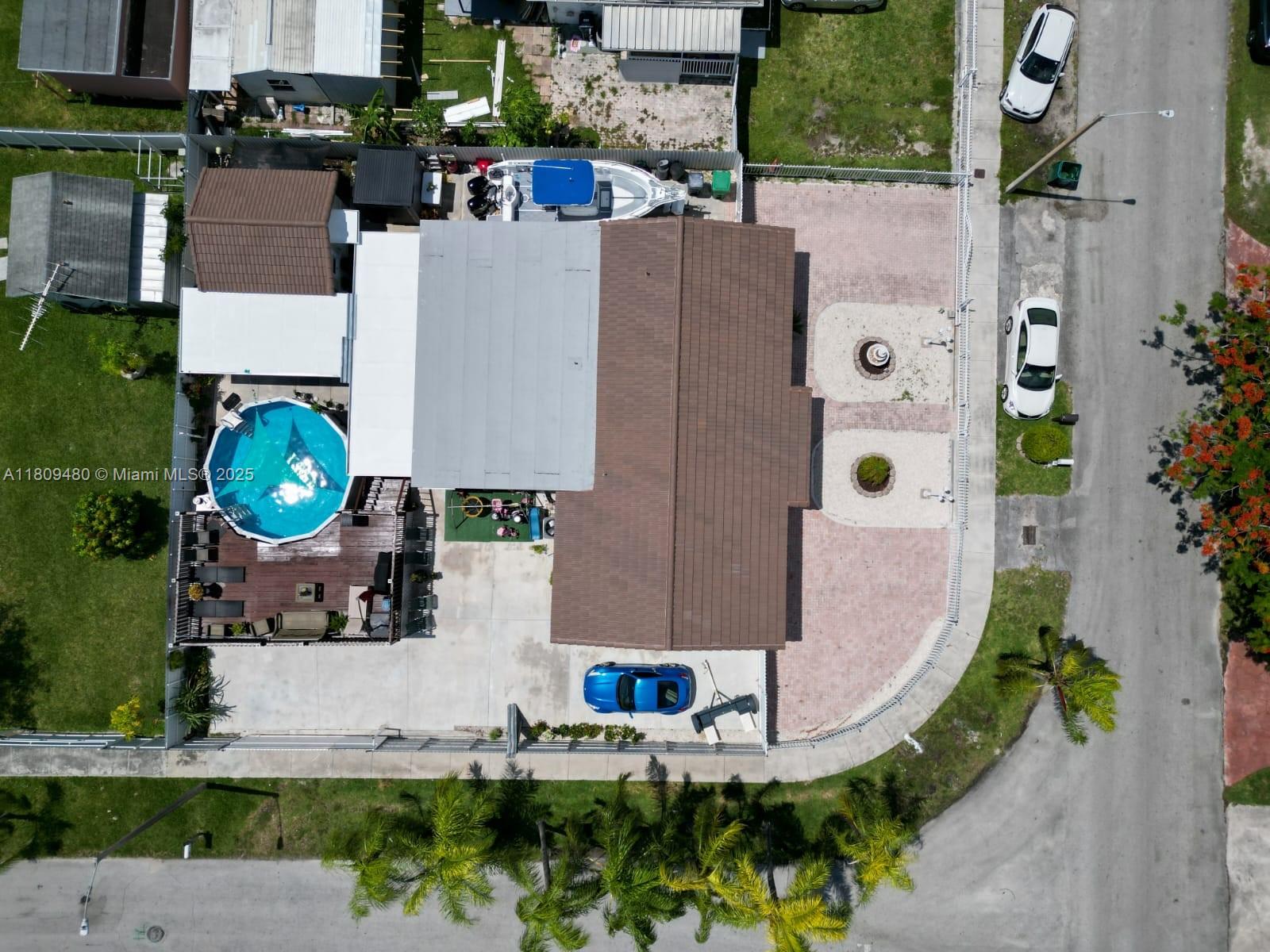 Property for Sale at 25305 Sw 124 Ct, Homestead, Miami-Dade County, Florida - Bedrooms: 3 
Bathrooms: 3  - $675,000