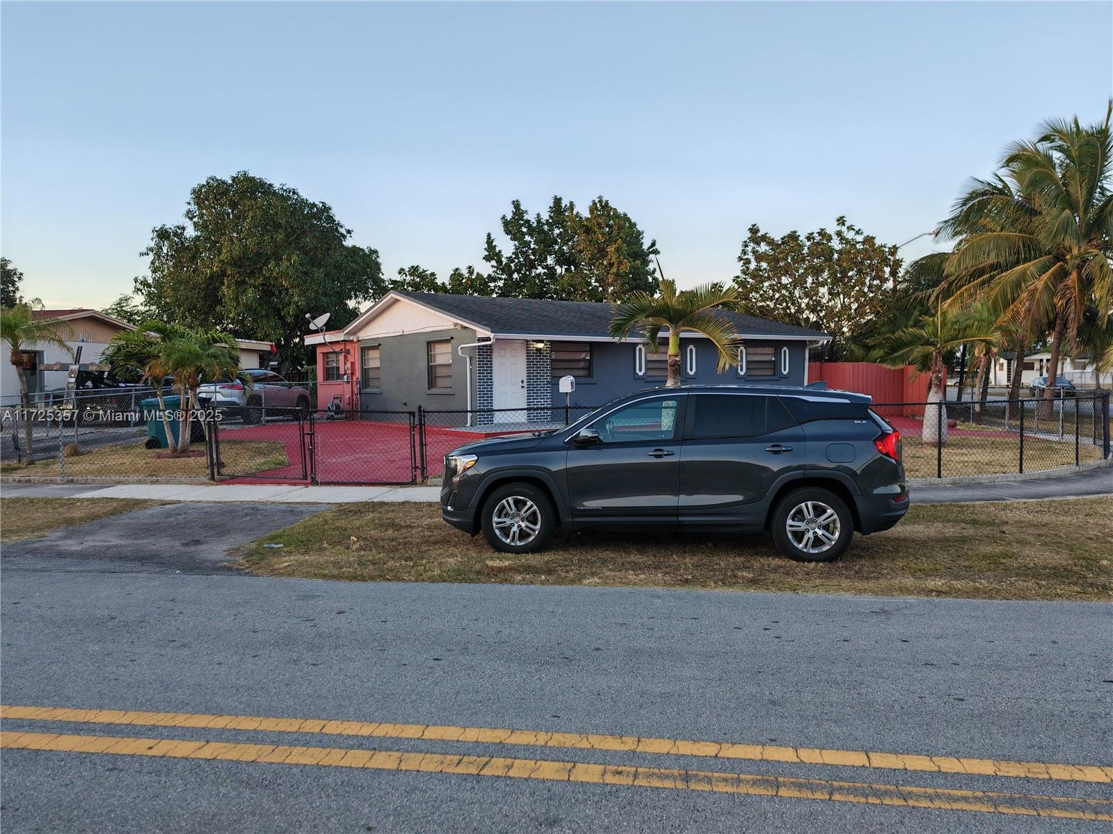 Rental Property at 11801 Sw 181st Ter, Miami, Broward County, Florida - Bedrooms: 3 
Bathrooms: 1  - $2,600 MO.