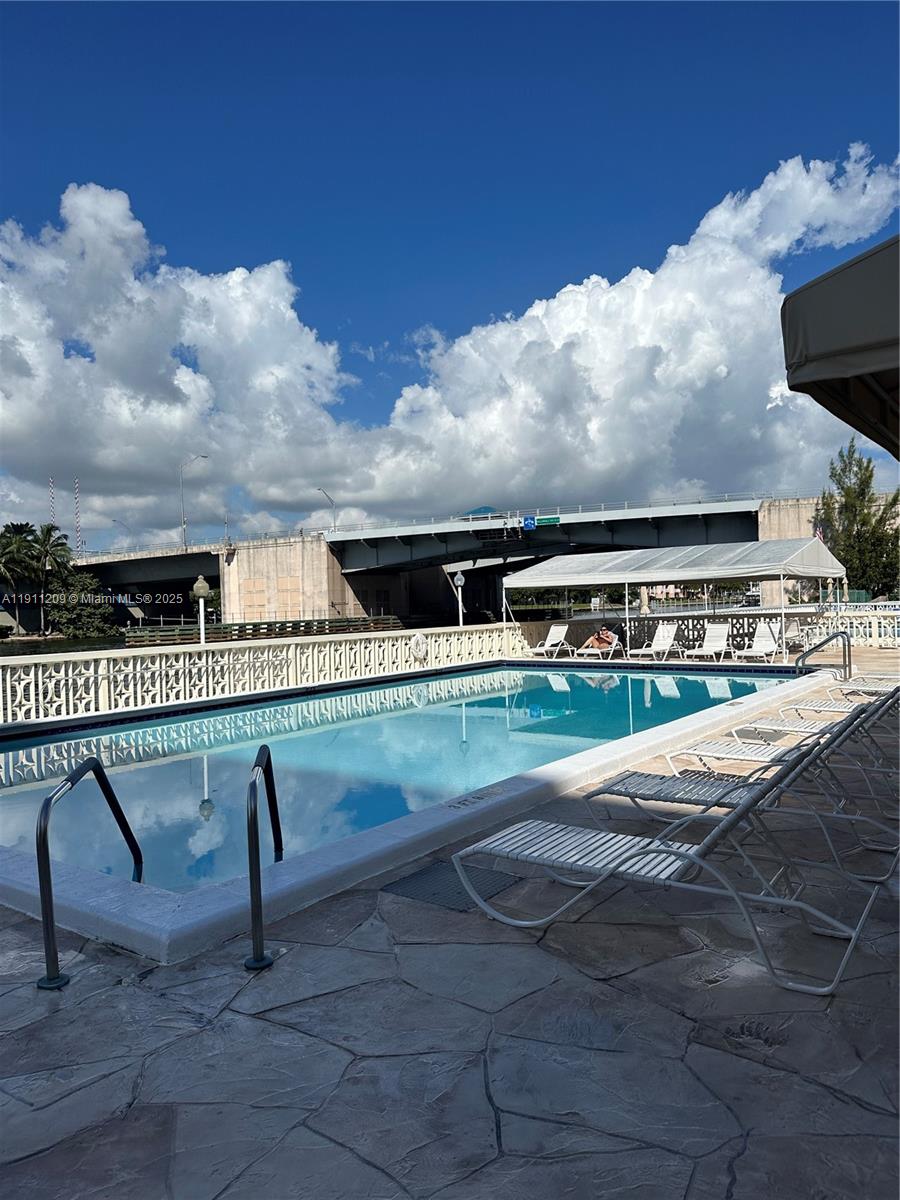 IMPERIAL TOWERS CONDO - Residential Lease