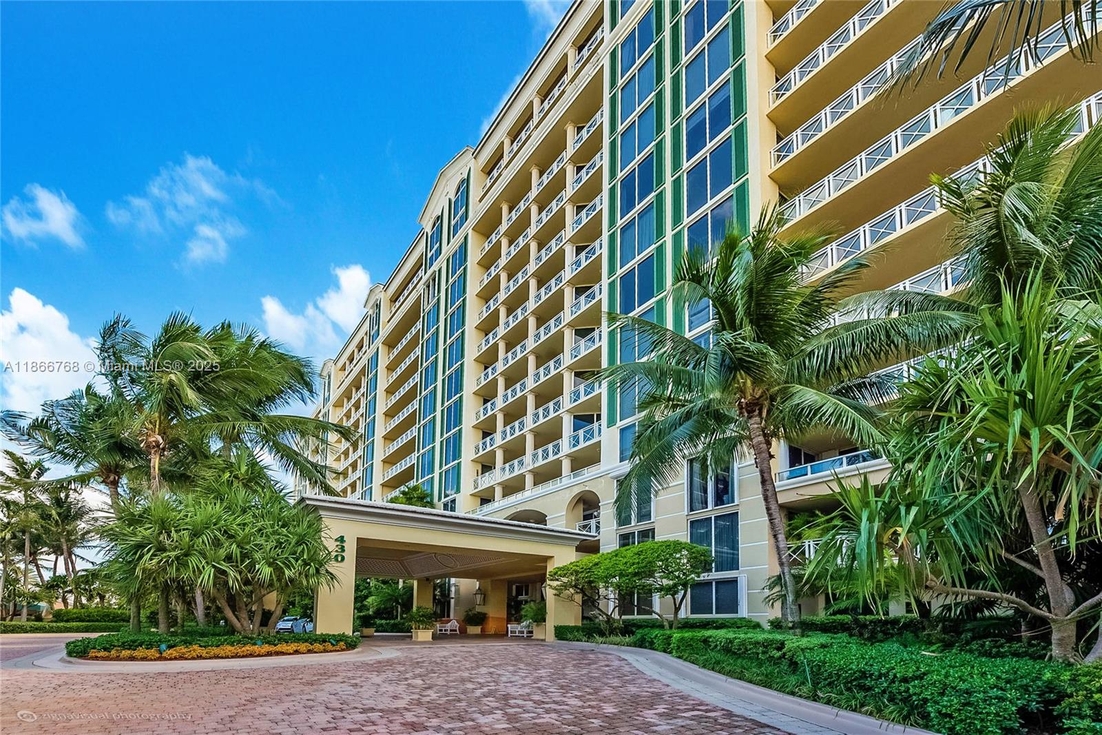 GRAND BAY TOWER CONDO - Residential Lease