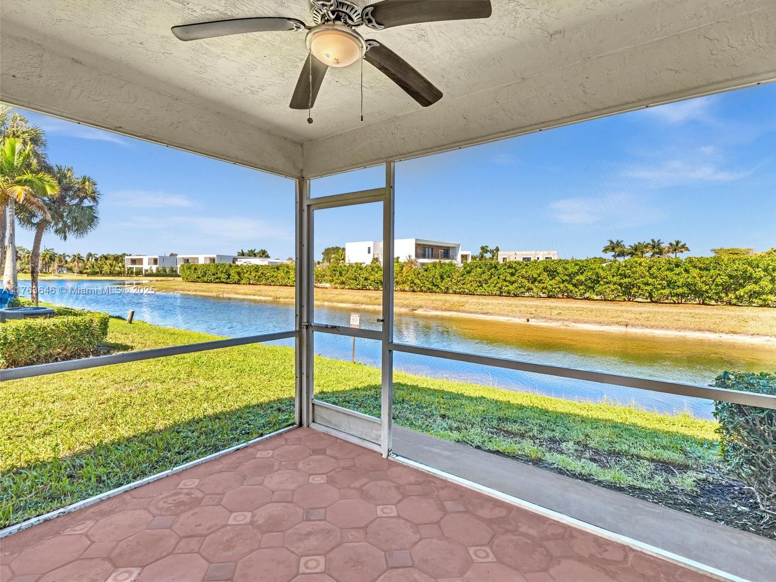 60 Key West Ct 60, Weston, Broward County, Florida - 2 Bedrooms  
2 Bathrooms - 