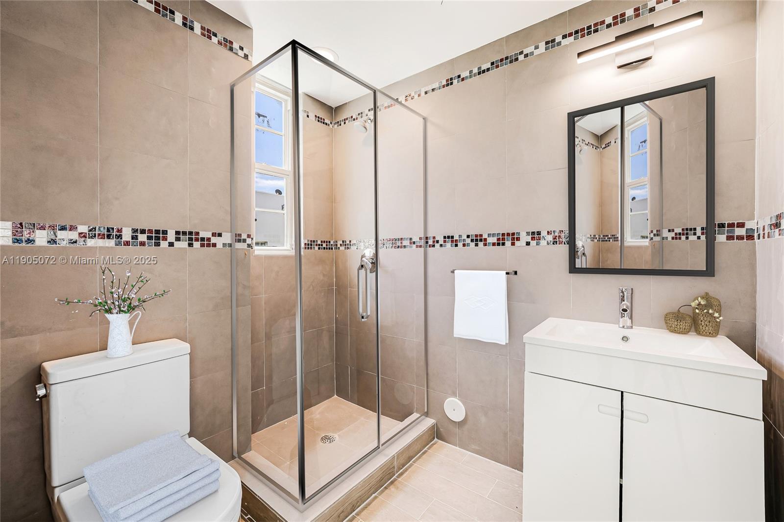 LINCOLN SUB - Residential Lease