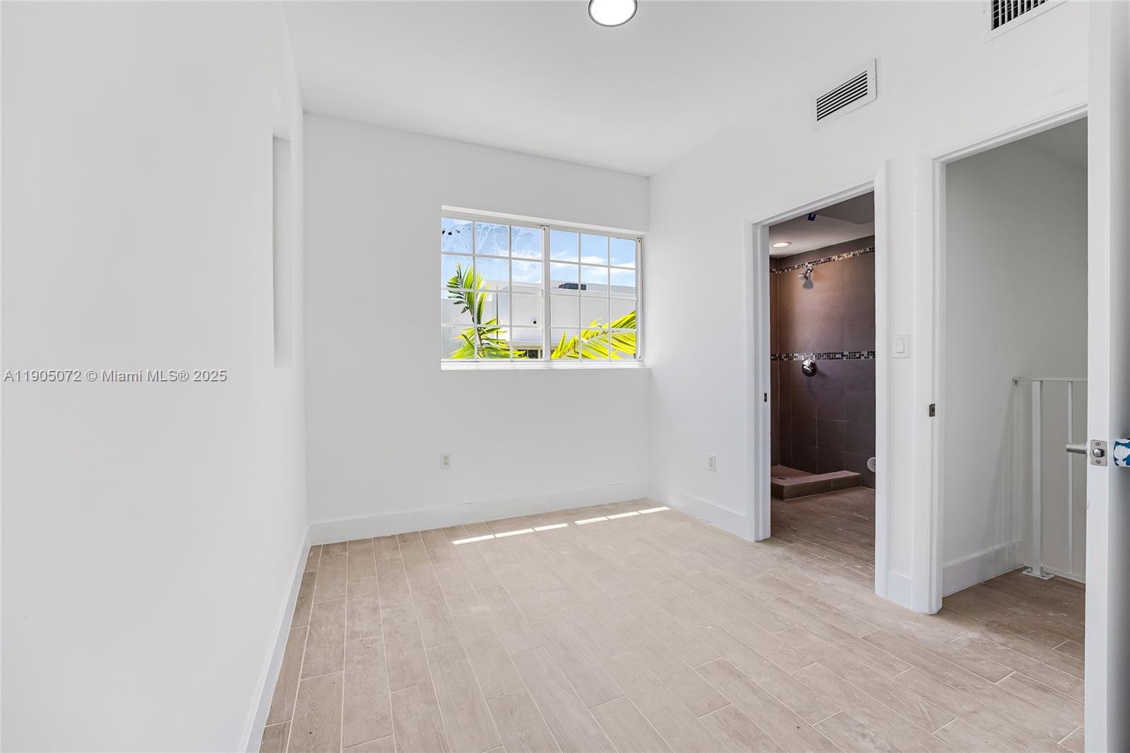 LINCOLN SUB - Residential Lease