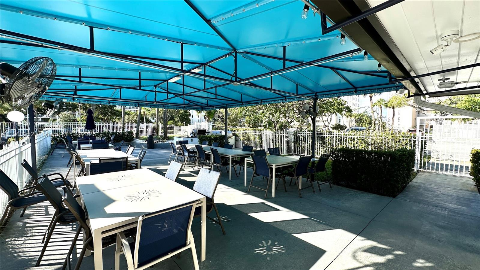 NO 14 PALM-AIRE COUNTRY C - Residential