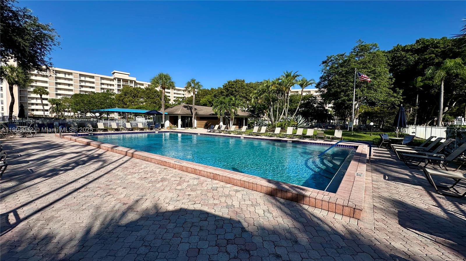 NO 14 PALM-AIRE COUNTRY C - Residential