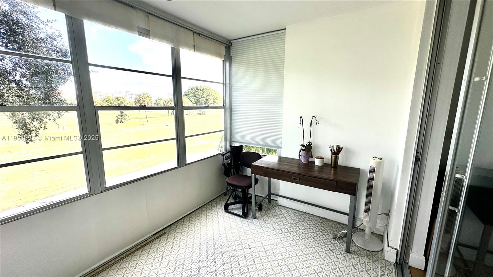 NO 14 PALM-AIRE COUNTRY C - Residential