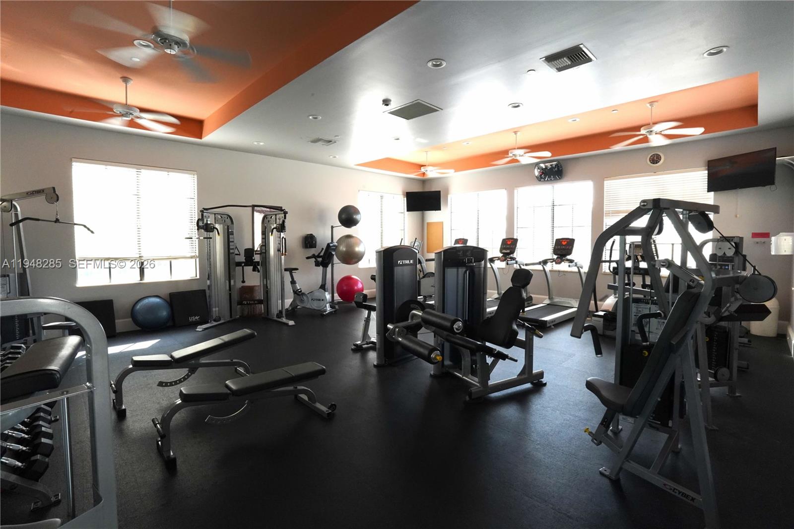 TIVOLI RESERVE - Residential