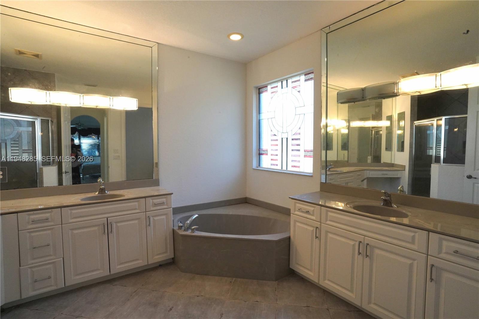 TIVOLI RESERVE - Residential