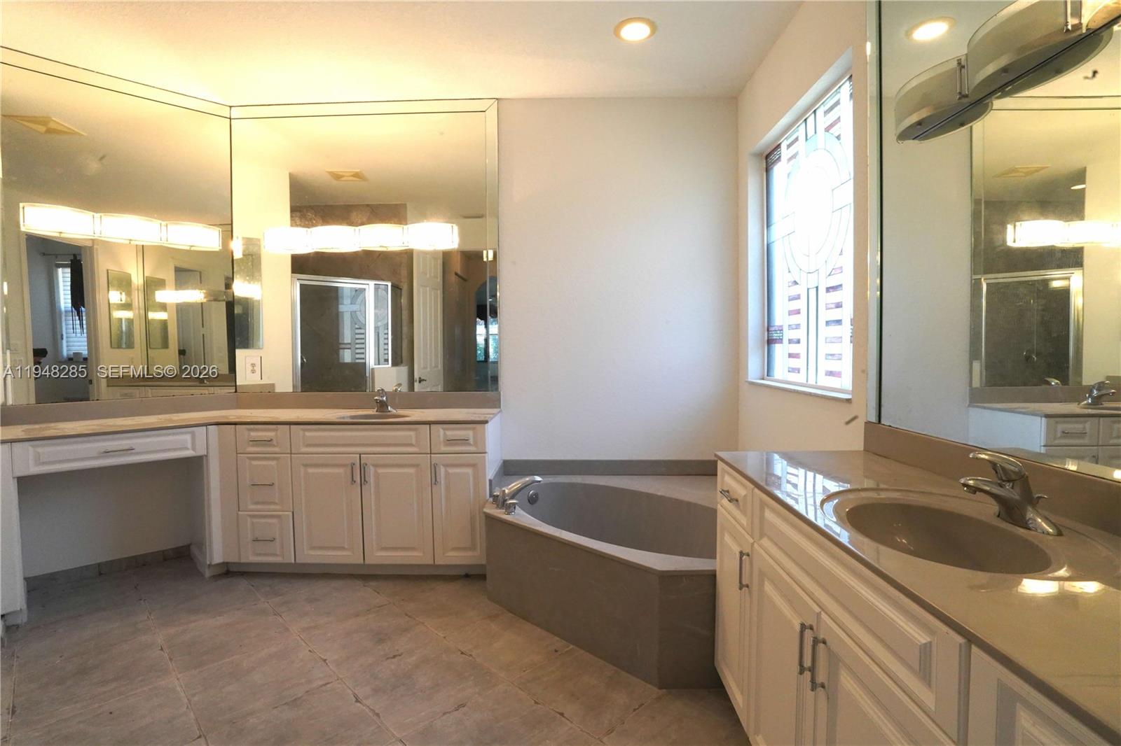 TIVOLI RESERVE - Residential