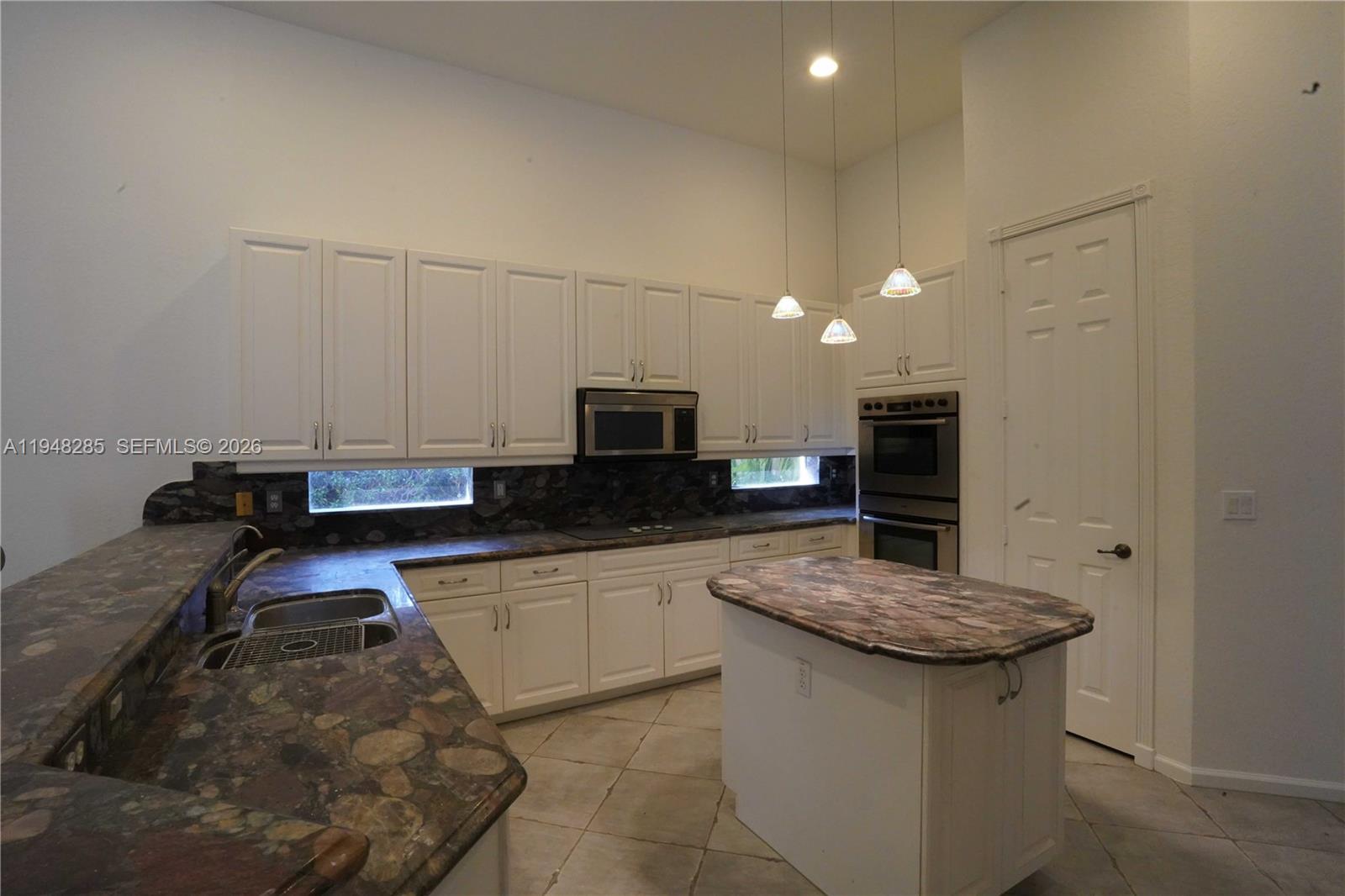 TIVOLI RESERVE - Residential