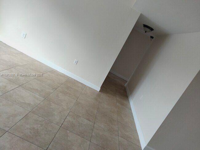 CYPRESS VILLAGE CONDO - Residential Lease