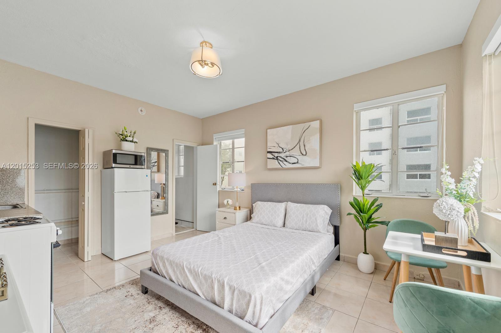 BEACH BAY SUB - Residential Lease