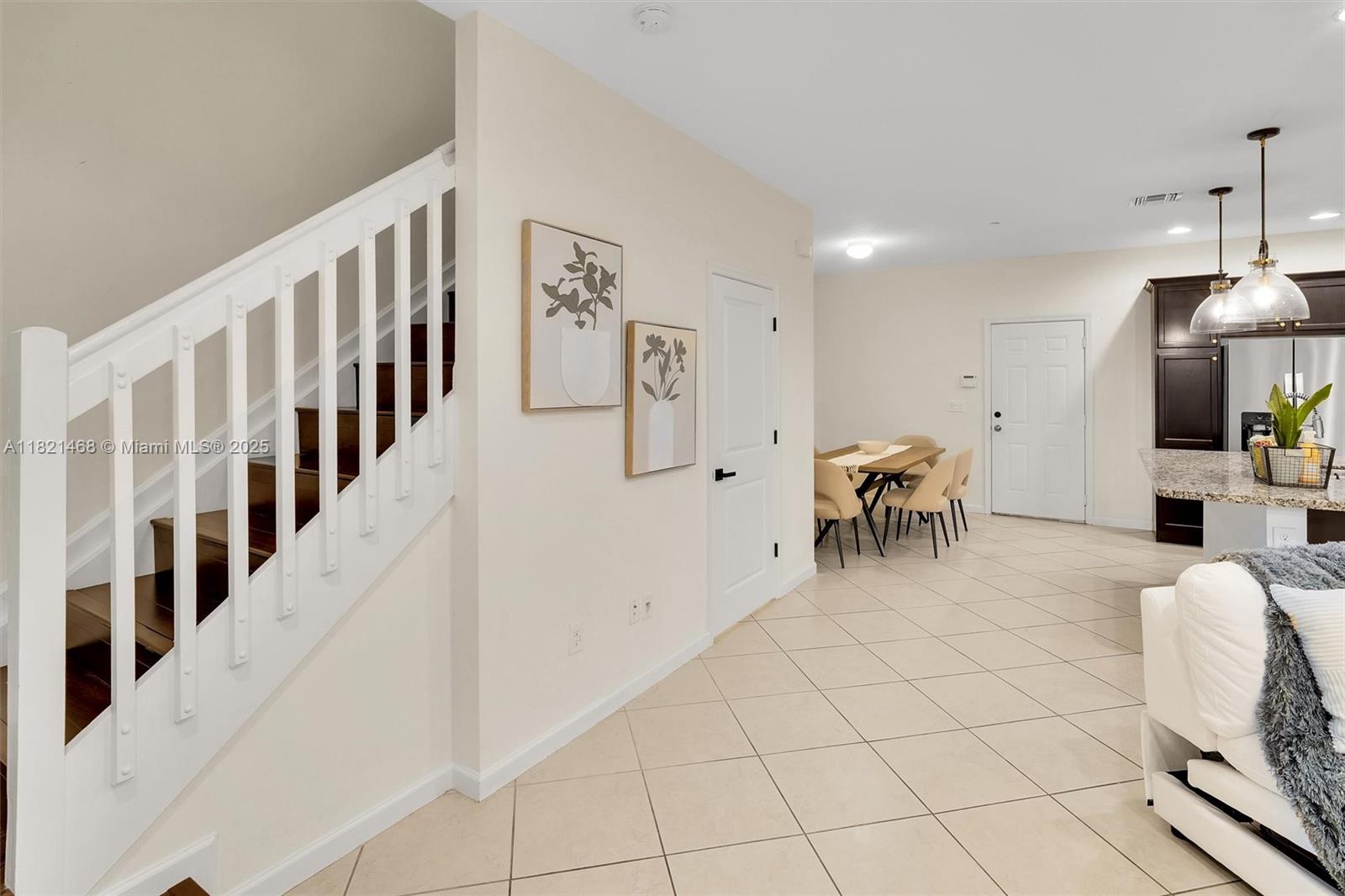 8144 Cascada Isles Dr