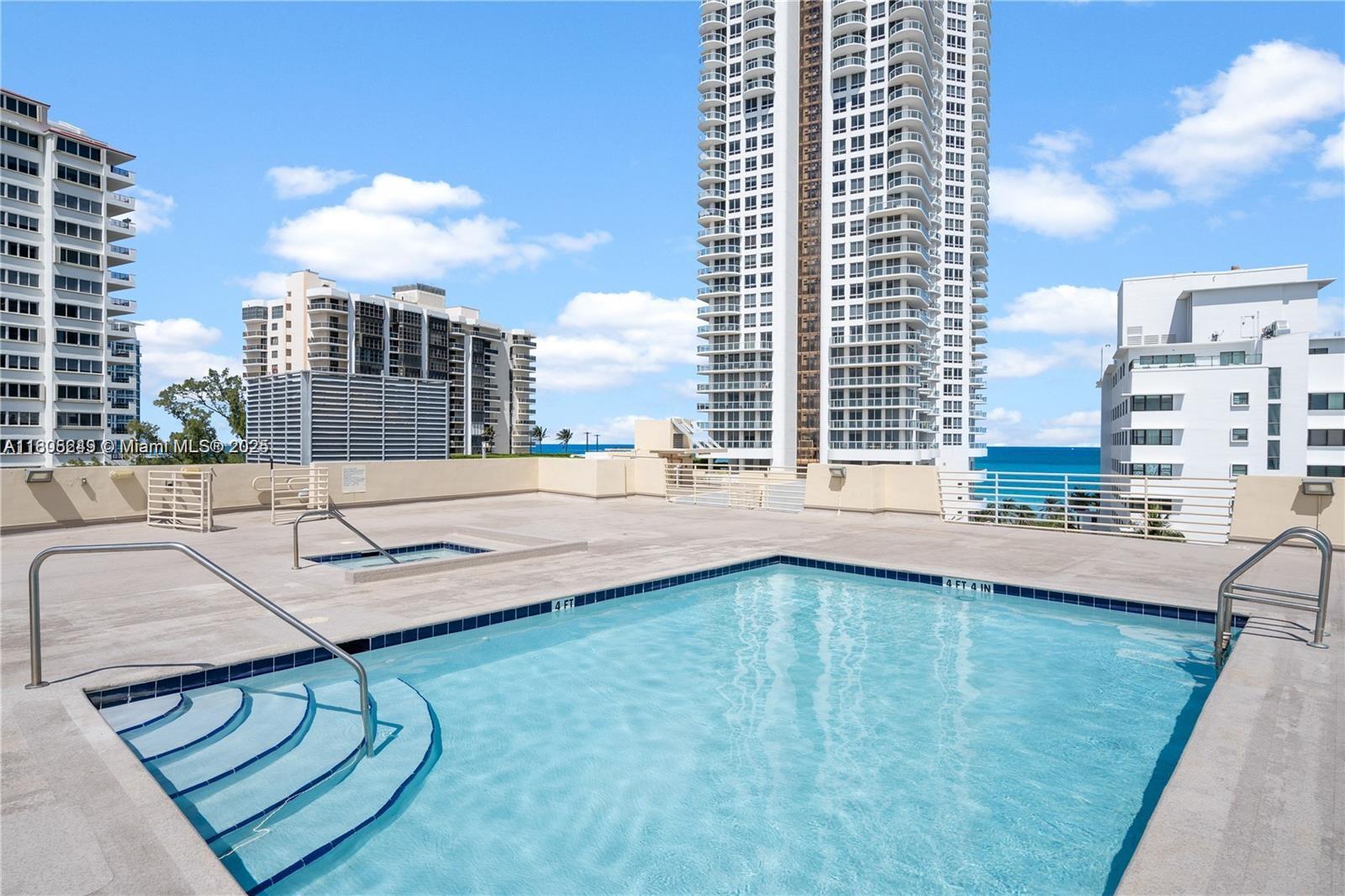 6362 Collins Ave 502