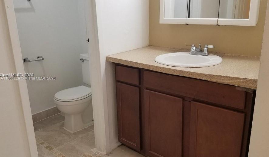 TOWN SQUARE CONDO - Residential