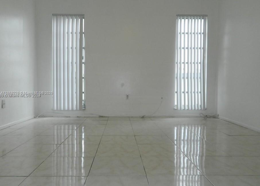 TOWN SQUARE CONDO - Residential