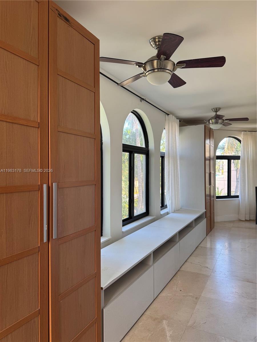 ALTOS DEL MAR NO 4 - Residential