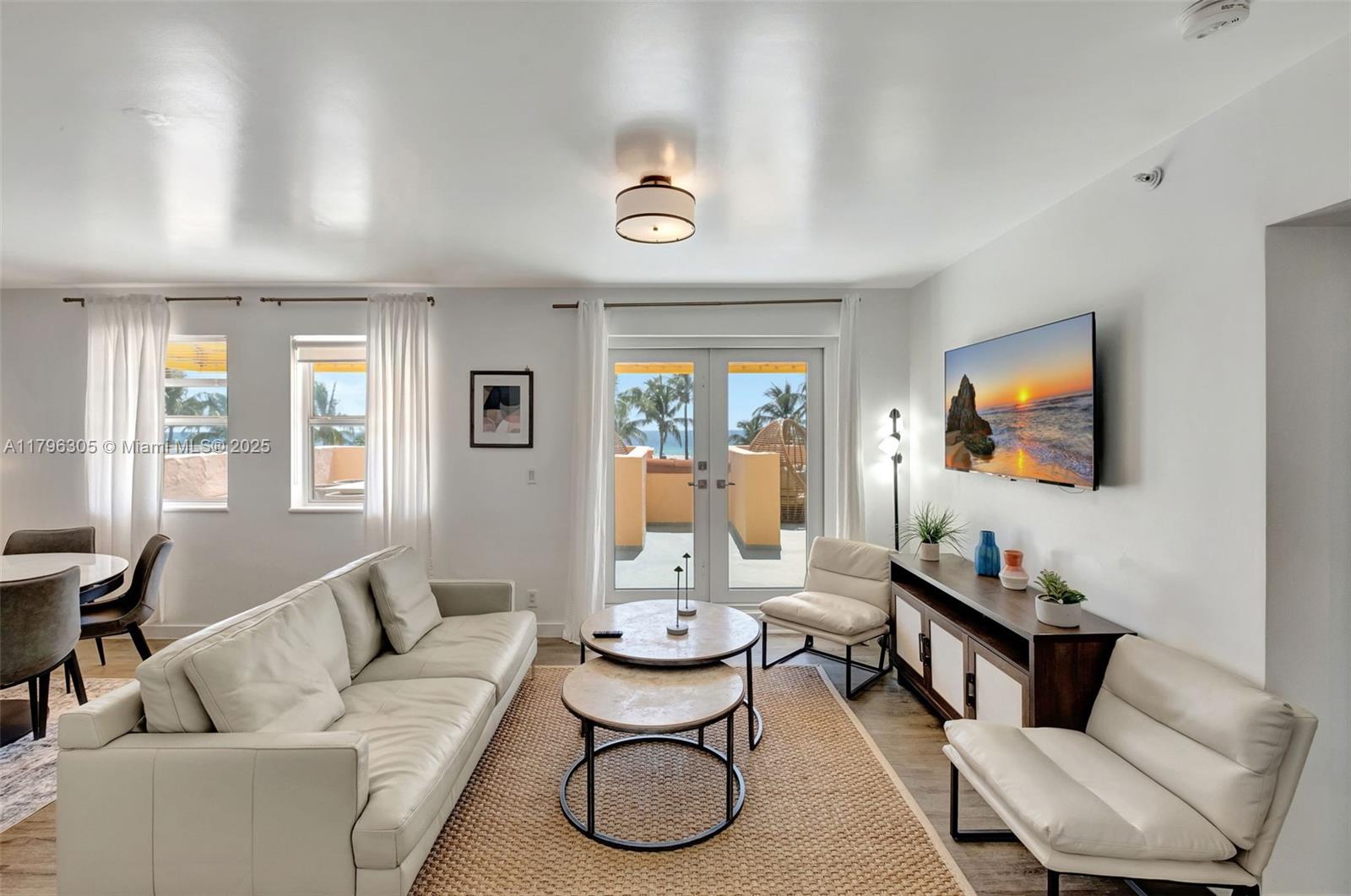 CASA GRANDE CONDO - Residential Lease