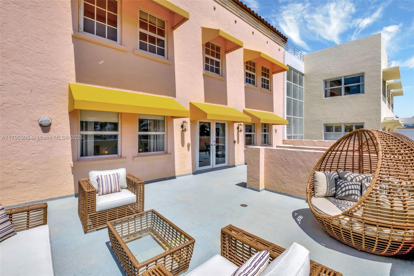 CASA GRANDE CONDO - Residential Lease