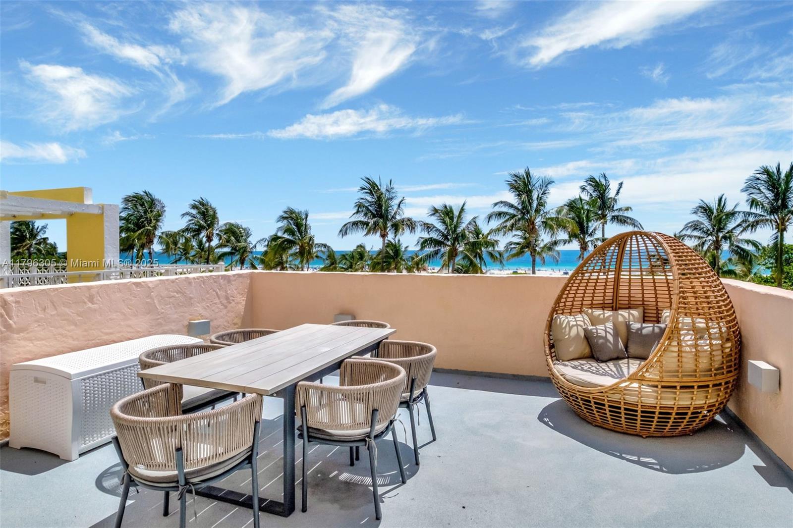 834 Ocean Dr 402