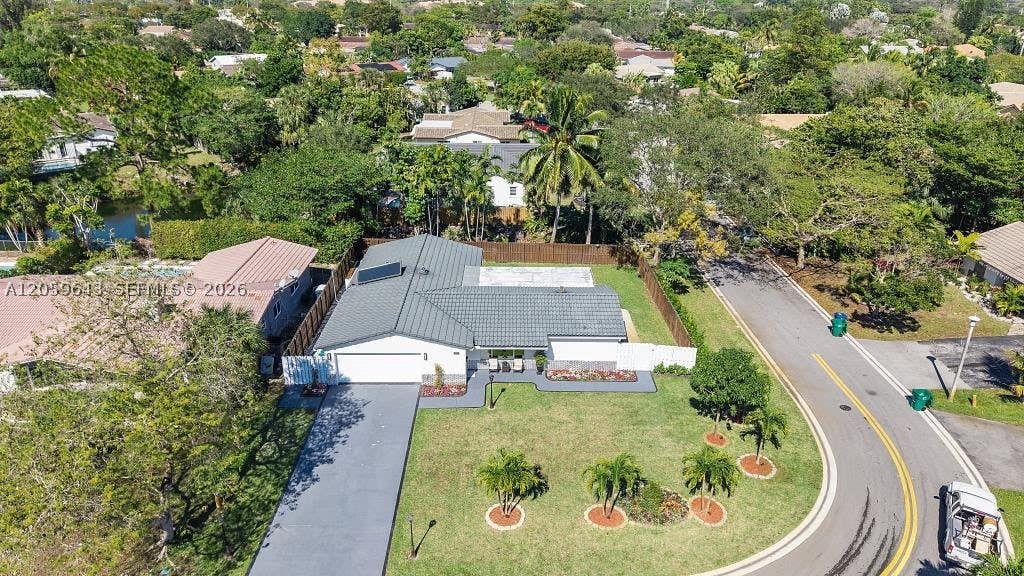 Photo of 7501 NW 42nd St, Coral Springs, FL 33065 (MLS # A12059643)