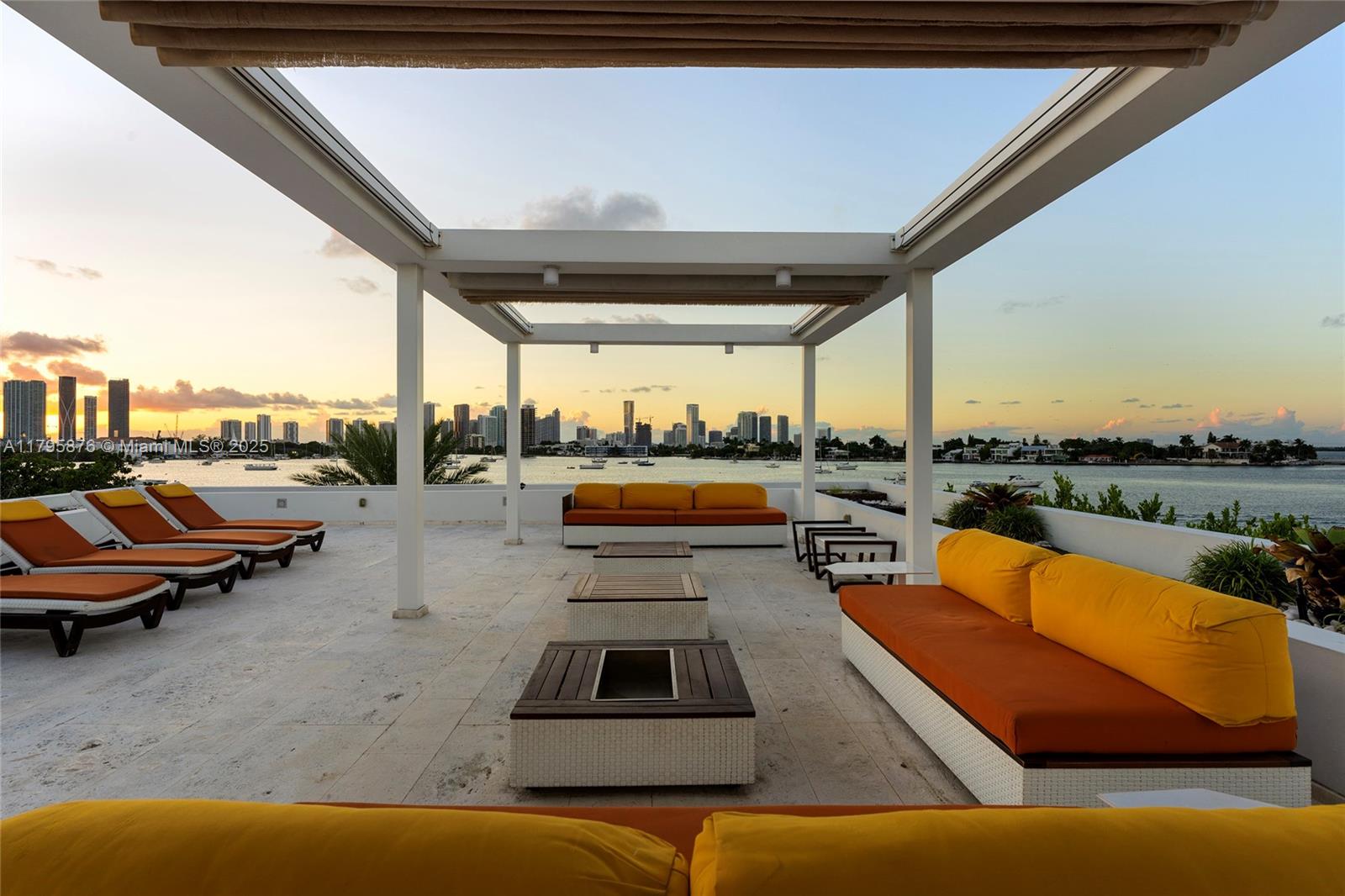 HIBISCUS ISLAND - Residential