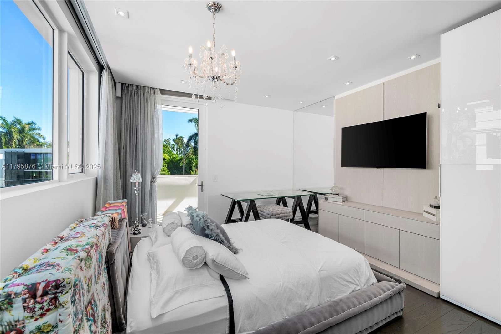 HIBISCUS ISLAND - Residential