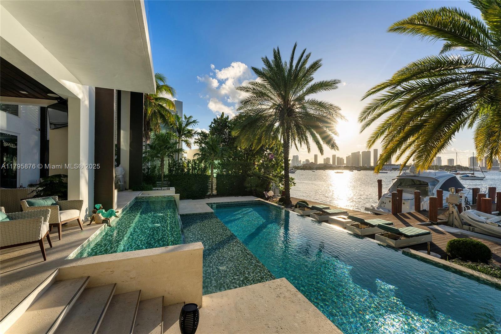 HIBISCUS ISLAND - Residential