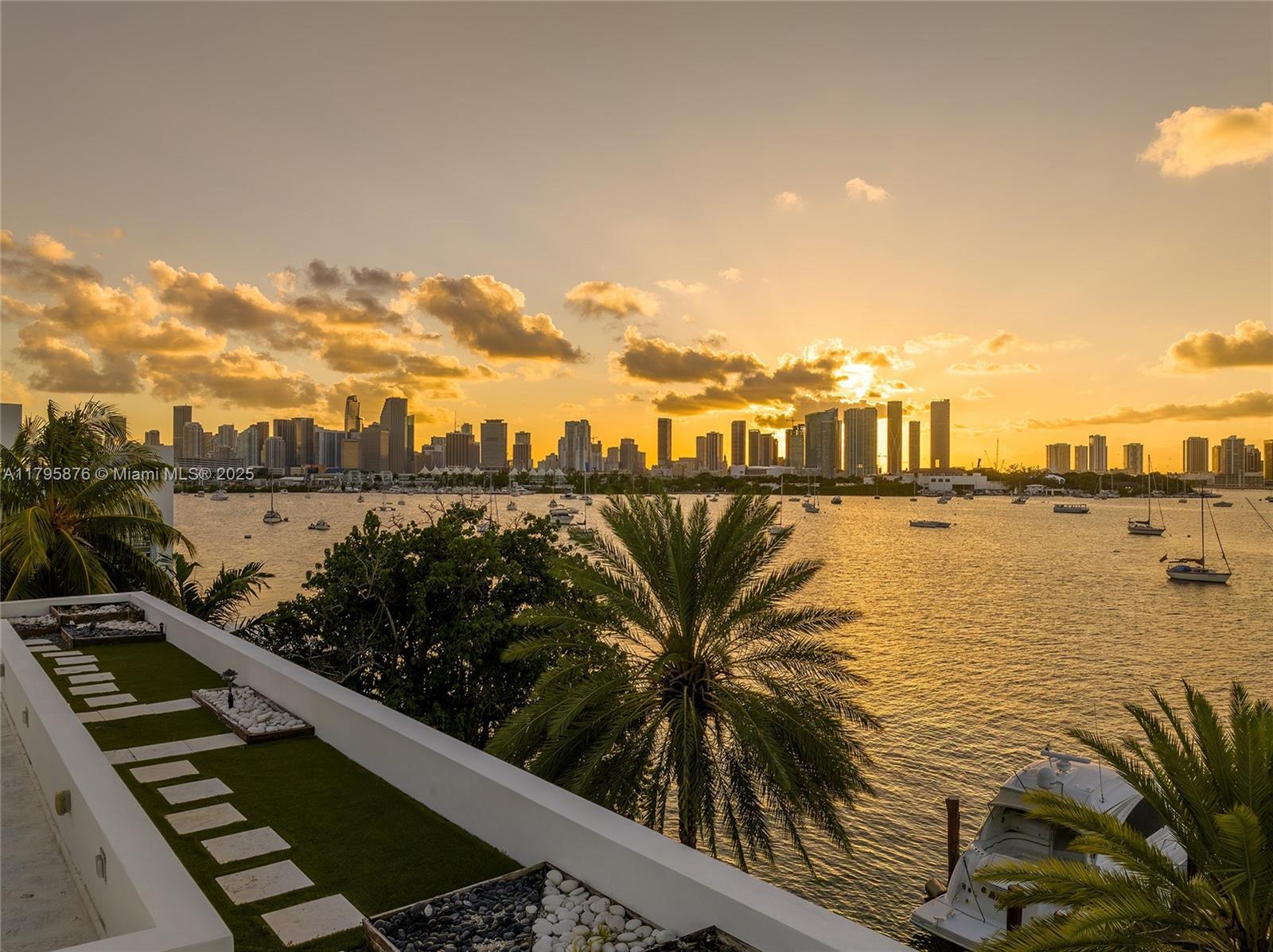 HIBISCUS ISLAND - Residential