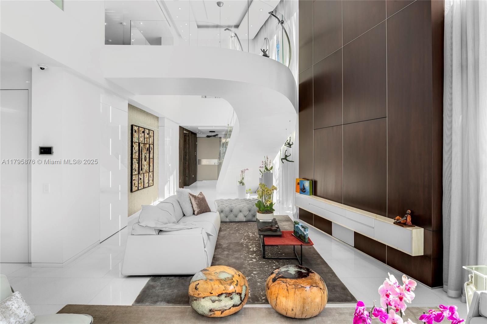 HIBISCUS ISLAND - Residential