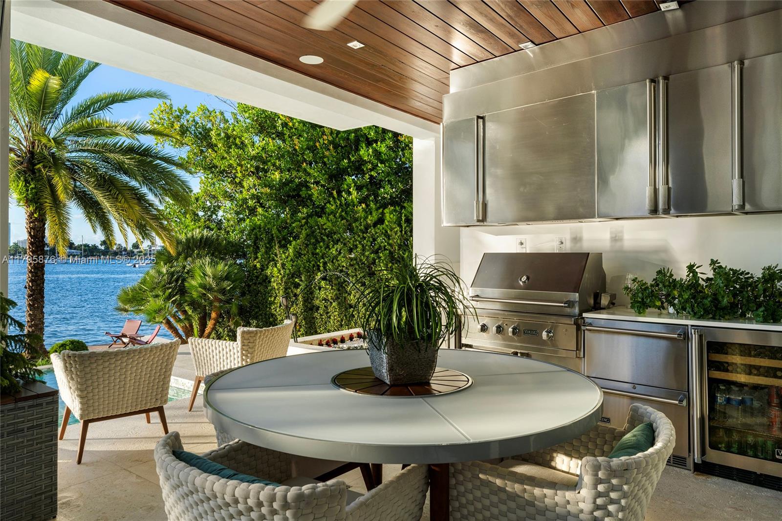 HIBISCUS ISLAND - Residential