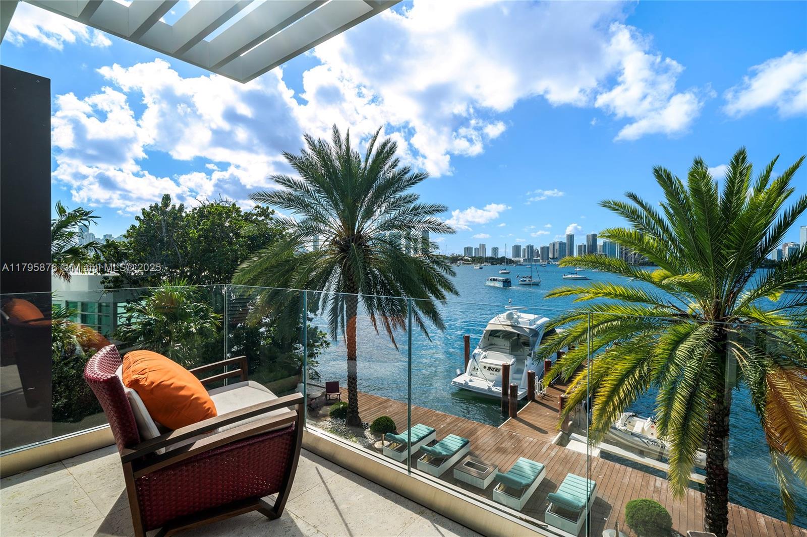 HIBISCUS ISLAND - Residential
