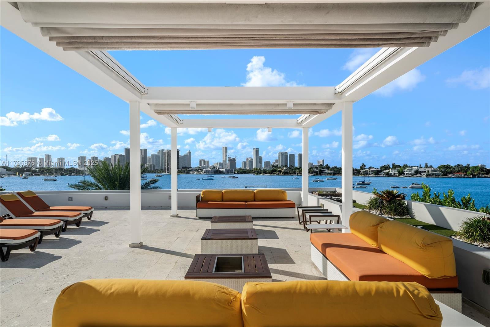 HIBISCUS ISLAND - Residential