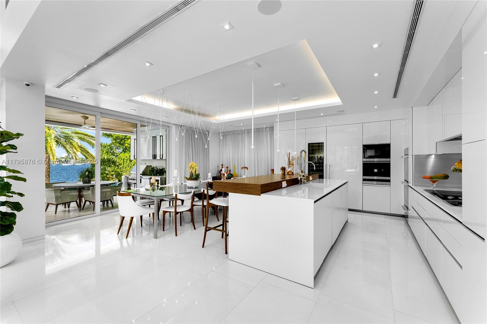HIBISCUS ISLAND - Residential