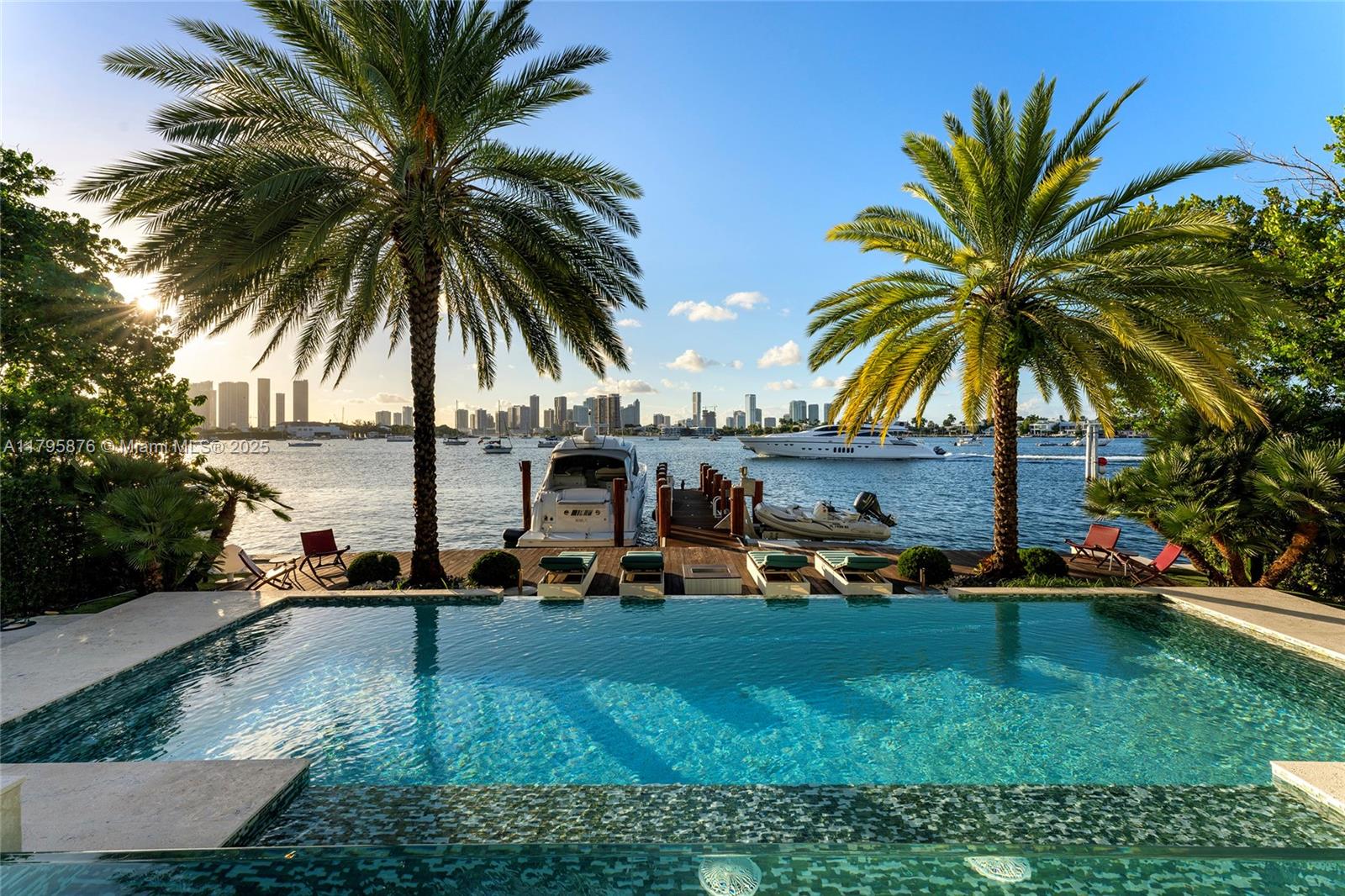 HIBISCUS ISLAND - Residential