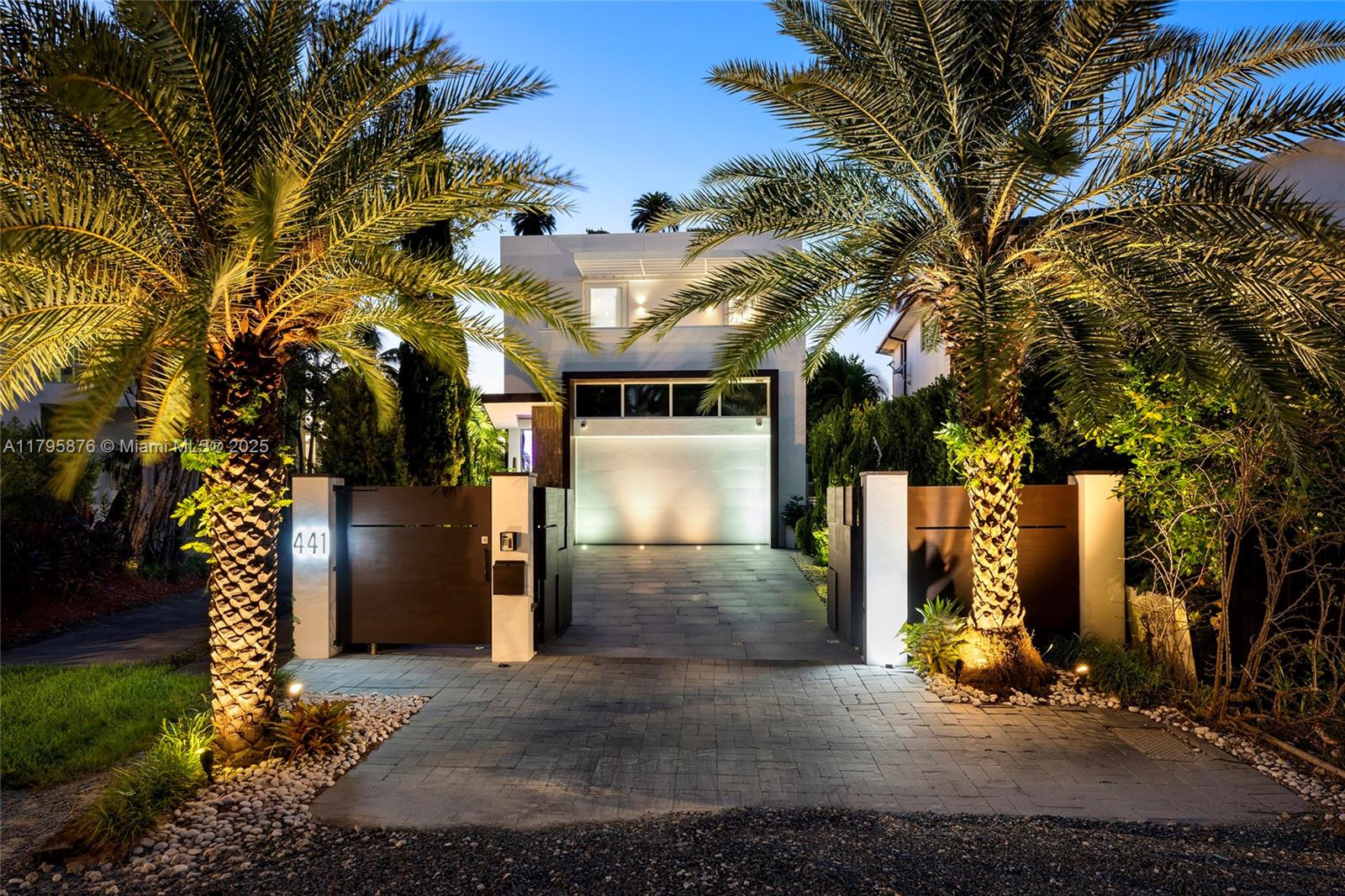 HIBISCUS ISLAND - Residential