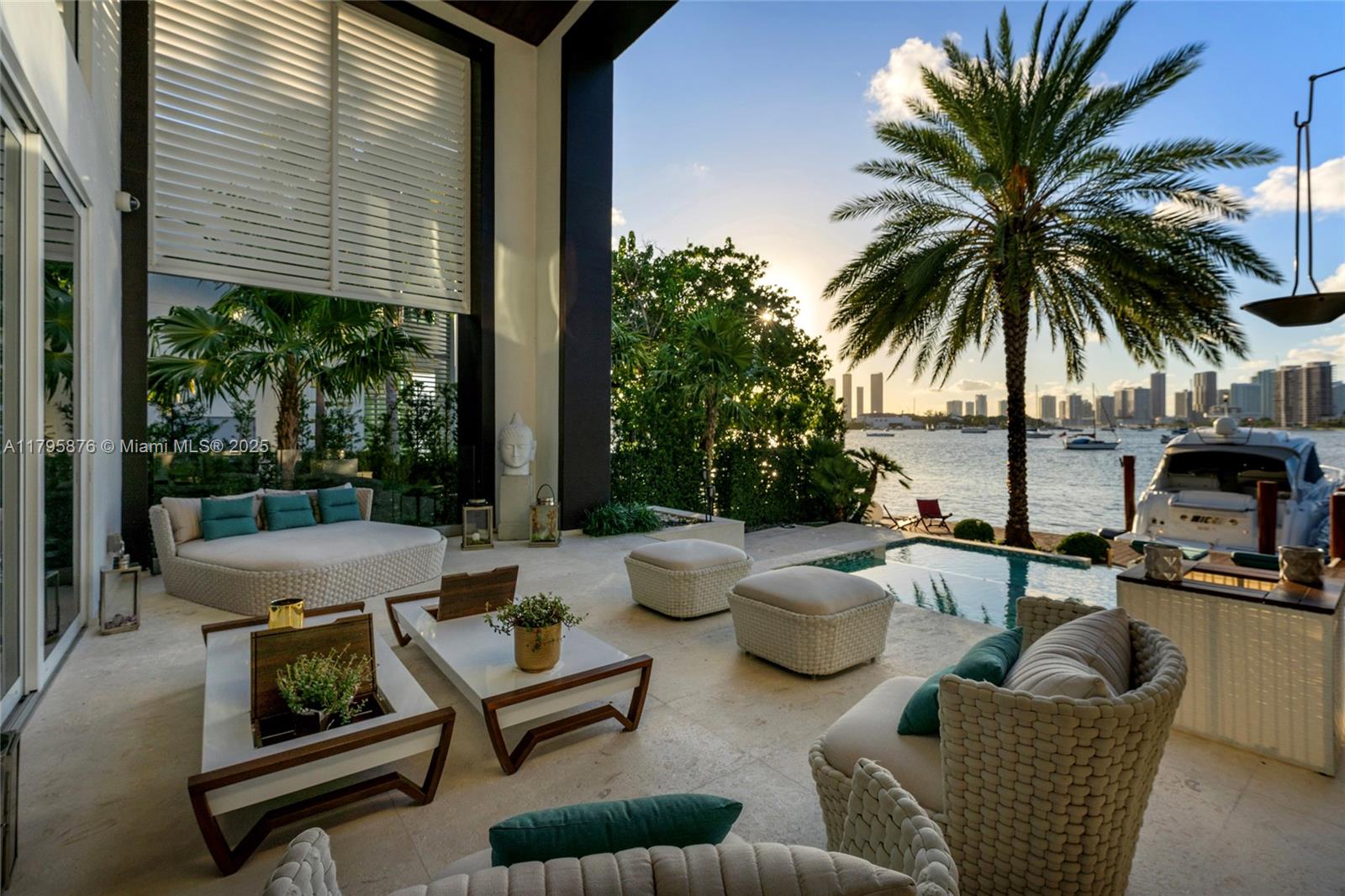 HIBISCUS ISLAND - Residential