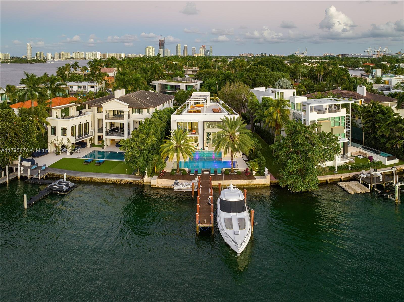HIBISCUS ISLAND - Residential