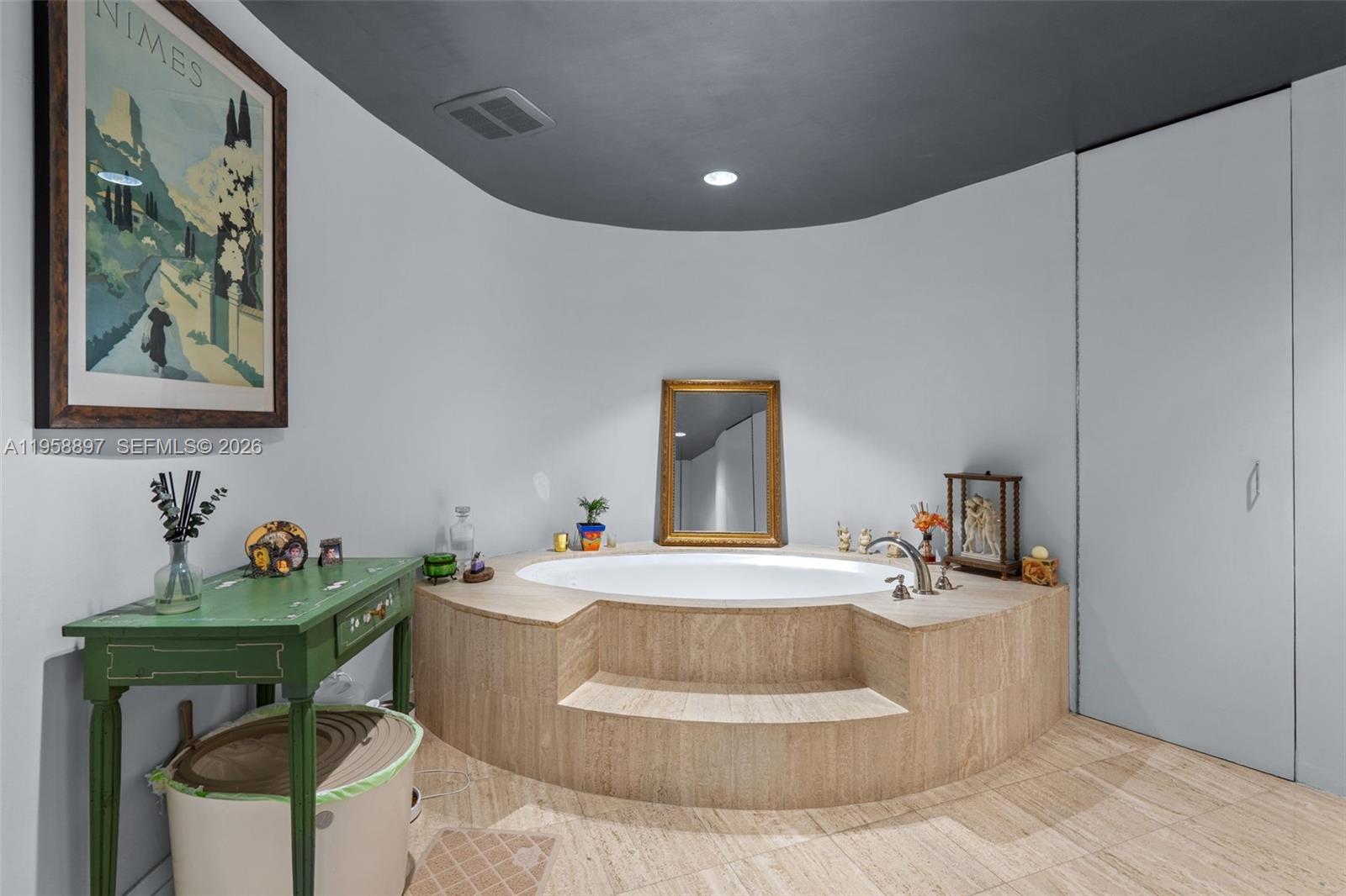 PALM BAY TOWERS CONDO - Residential