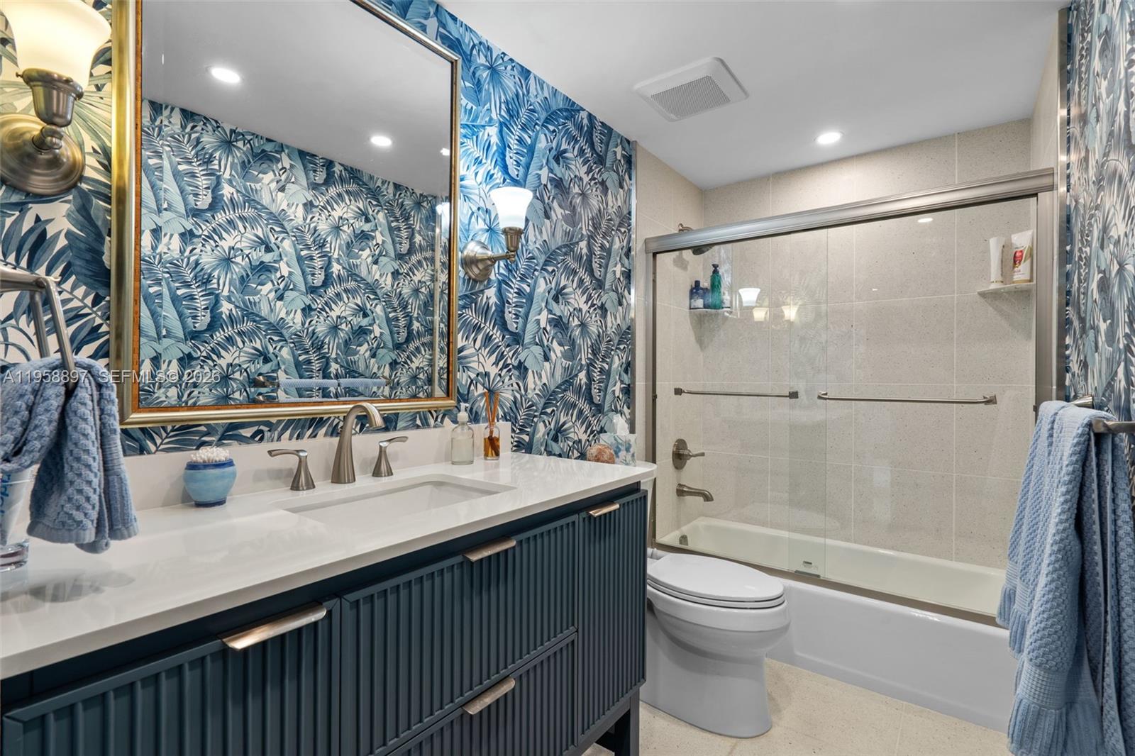 PALM BAY TOWERS CONDO - Residential