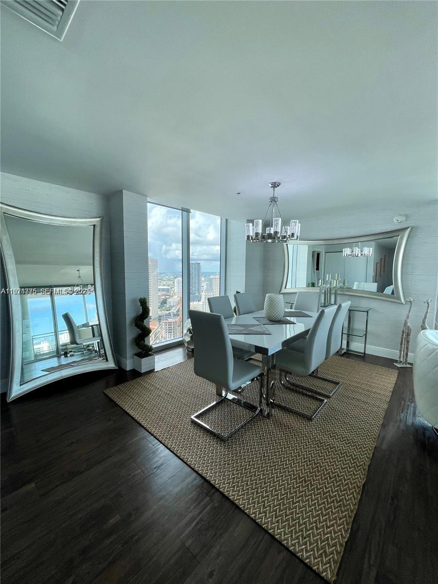 IVY CONDO - Residential Lease