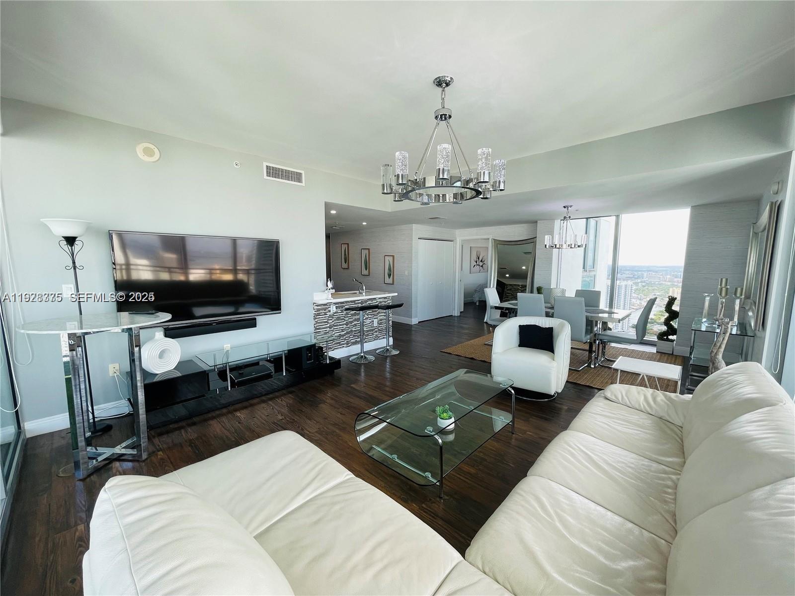 IVY CONDO - Residential Lease