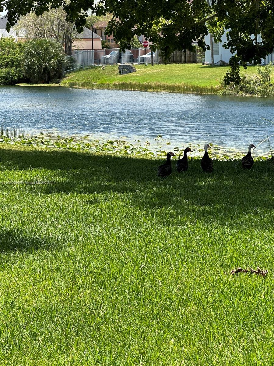 LAKE & TENNIS VILLAS PH 1 - Residential