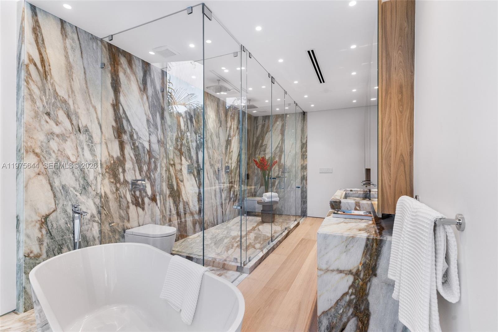 NATOMA MANORS RE SUB - Residential