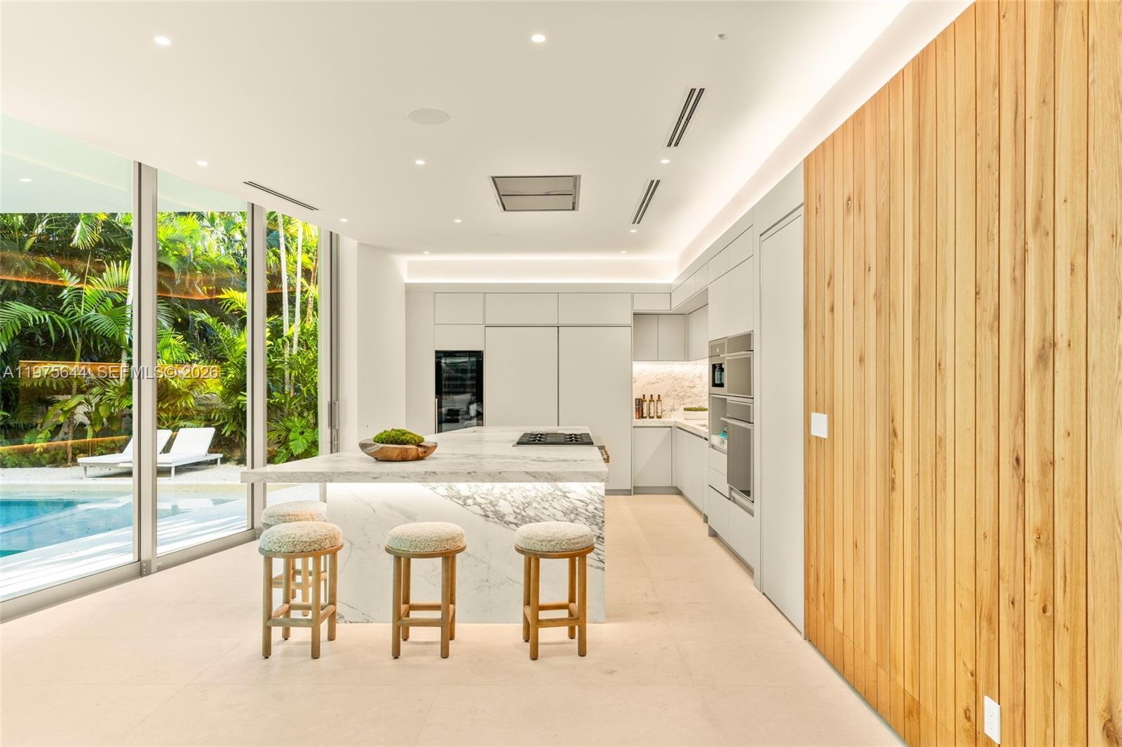 NATOMA MANORS RE SUB - Residential