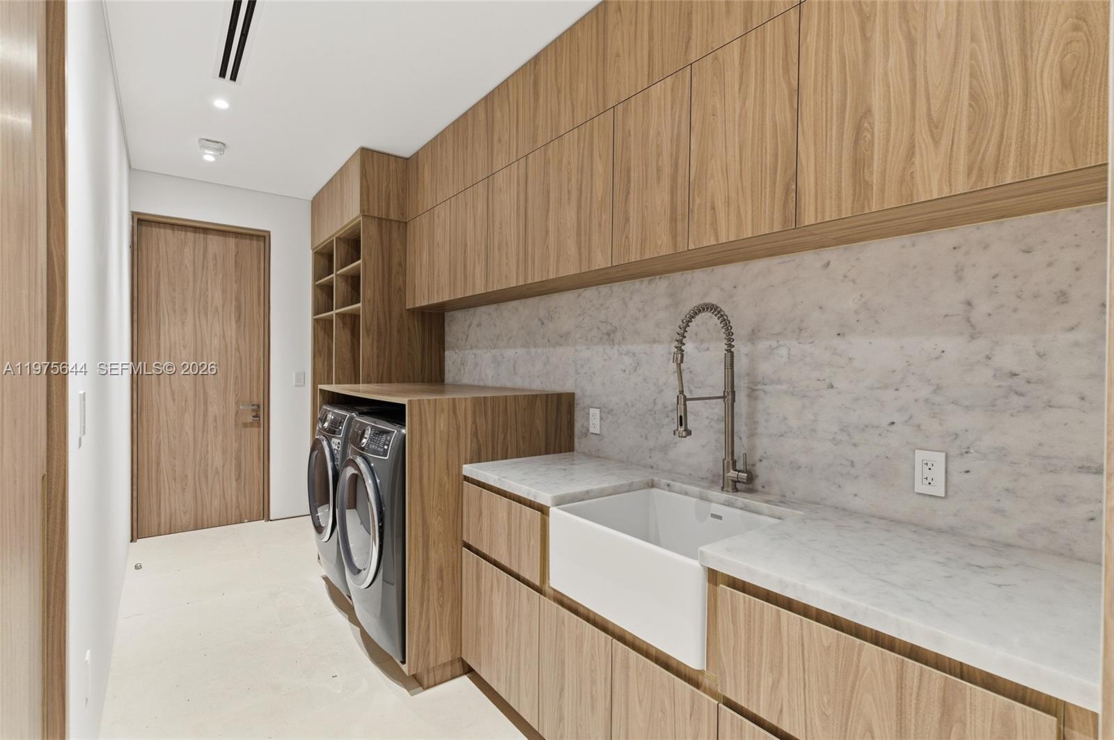 NATOMA MANORS RE SUB - Residential