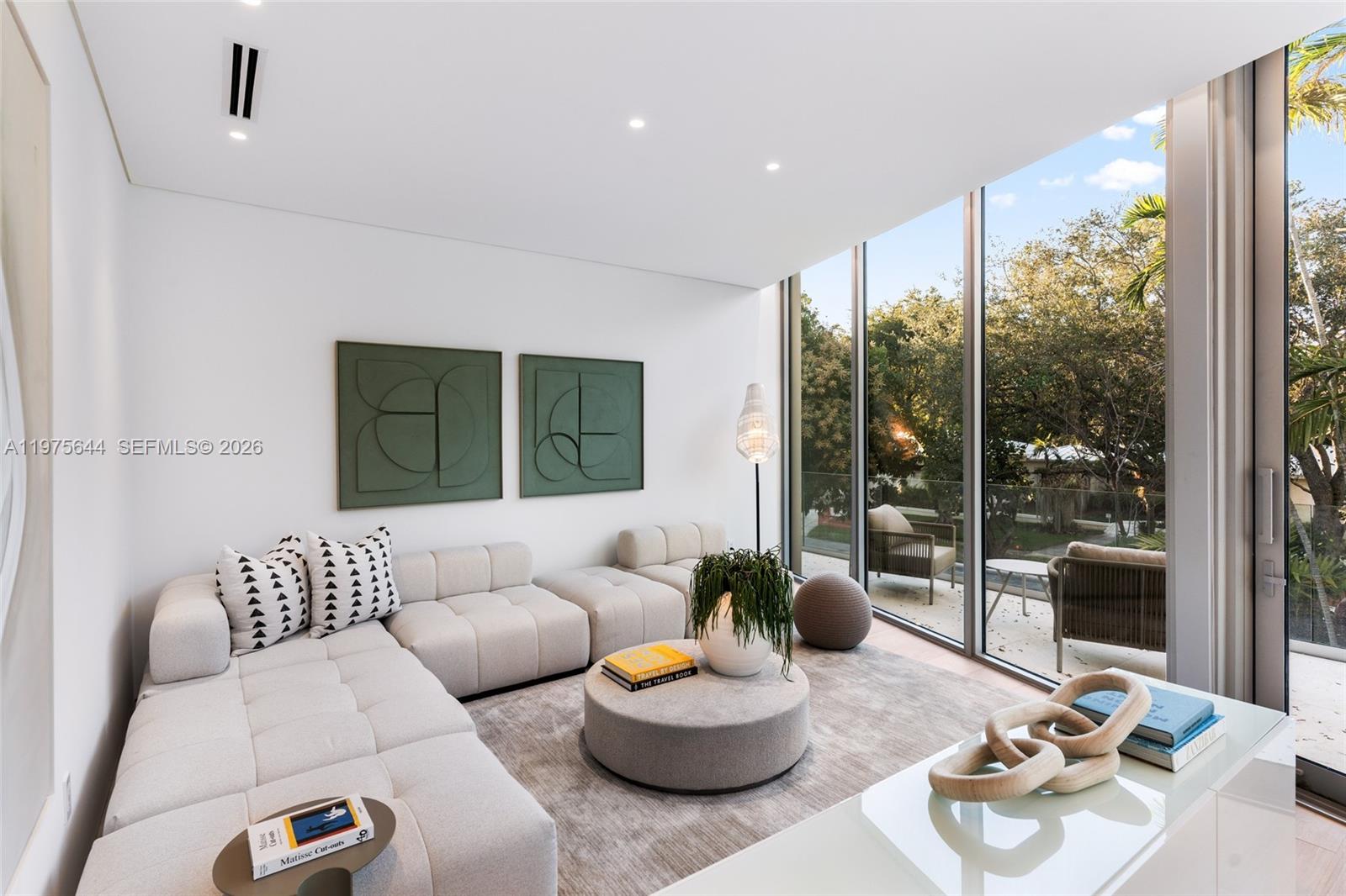 NATOMA MANORS RE SUB - Residential